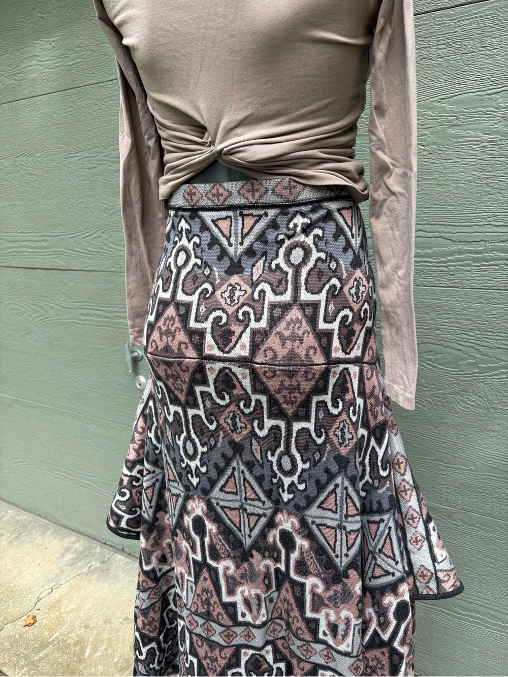 Peruvian Connection Geometric Maxi Skirt in Taupe, Gray with Dusty Rose Accent - Picture 3 of 5